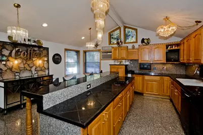 688 S West St, Agawam, MA 01030 - Photo 3