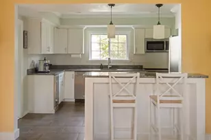 89 Green St, Wakefield, MA 01880 - Photo 3