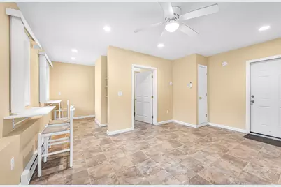 382 Miller St, Ludlow, MA 01056 - Photo 31