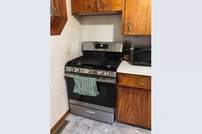 56 Eleventh Ave, Brockton, MA 02302 - Photo 3
