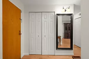 22 Railroad St, Andover, MA 01810 - Photo 5