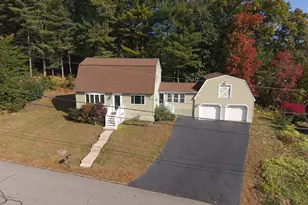 10 Pelham St, Billerica, MA 01821 - Photo 19