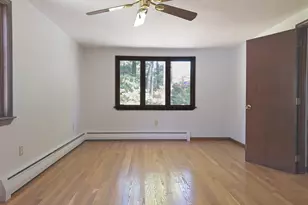 10 Pelham St, Billerica, MA 01821 - Photo 13