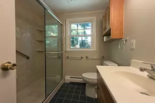 10 Pelham St, Billerica, MA 01821 - Photo 17