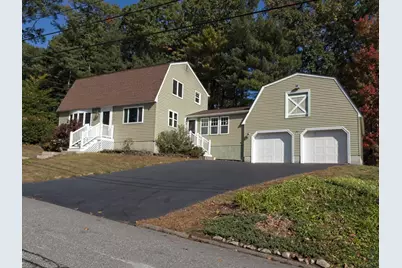 10 Pelham St, Billerica, MA 01821 - Photo 1