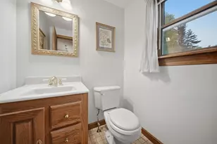 15 Regis Rd, Tewksbury, MA 01876 - Photo 31