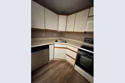 44 Elm Street #512, Worcester, MA 01609 - Photo 5