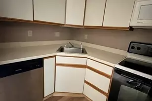 44 Elm St, Worcester, MA 01609 - Photo 5