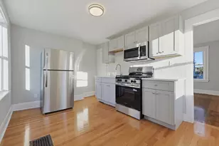 104-108 Billings Rd, Quincy, MA 02171 - Photo 7