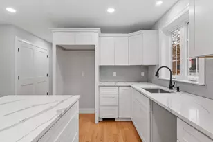 300 South St, Tewksbury, MA 01876 - Photo 27