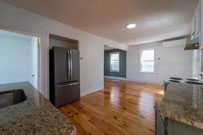 12 Chrome St, Worcester, MA 01604 - Photo 11