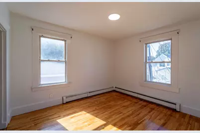 12 Chrome St, Worcester, MA 01604 - Photo 15