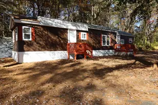118 Emery St, Palmer, MA 01069 - Photo 1