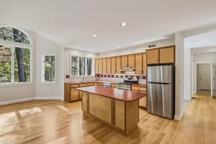521 Old Farm Rd, Amherst, MA 01002 - Photo 7