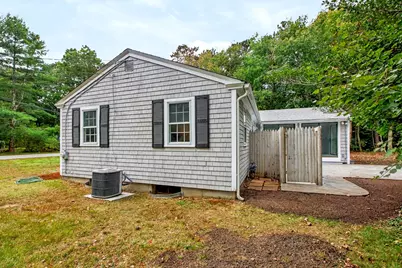 16 Lakeside Dr, Barnstable, MA 02648 - Photo 13