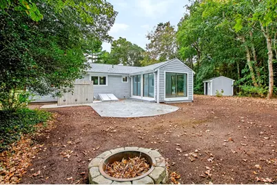 16 Lakeside Dr, Barnstable, MA 02648 - Photo 9