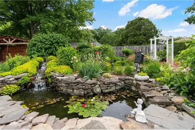 6 Varnum, Bristol, RI 02809 - Photo 25