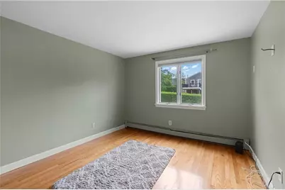6 Varnum, Bristol, RI 02809 - Photo 17