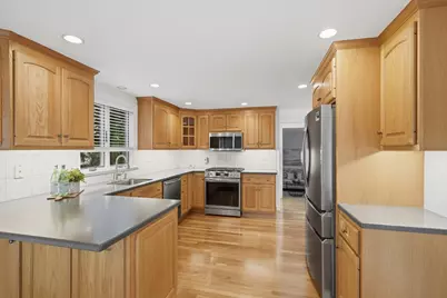 17 Winthrop Ave, Braintree, MA 02184 - Photo 11