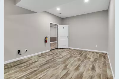 70 Court Street #1, Westfield, MA 01085 - Photo 3