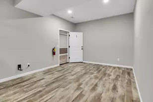 70 Court St, Westfield, MA 01085 - Photo 3