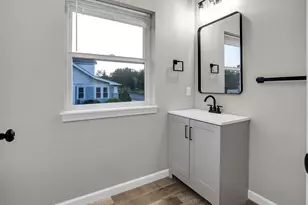 70 Court St, Westfield, MA 01085 - Photo 9