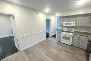 39 Billings Ave, Somerville, MA 01810 - Photo 3
