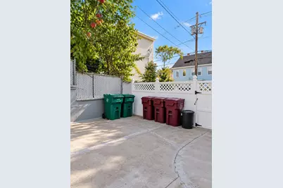 321-323 Lawrence St, Lowell, MA 01850 - Photo 25