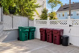 321-323 Lawrence St, Lowell, MA 01850 - Photo 25