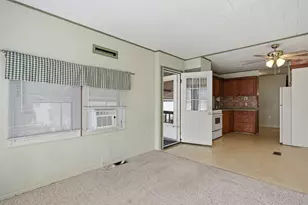 460 Collins St, Attleboro, MA 02703 - Photo 7