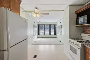 460 Collins St, Attleboro, MA 02703 - Photo 13