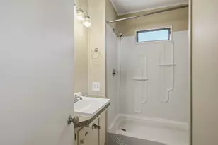 460 Collins St, Attleboro, MA 02703 - Photo 17
