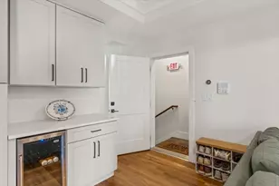 246 Athens St, Boston, MA 02127 - Photo 5