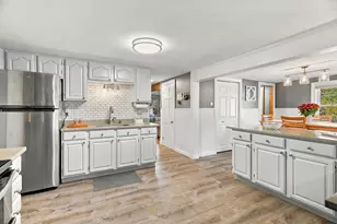 1291 South St, Tewksbury, MA 01876 - Photo 7