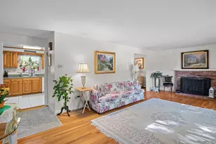 43 Old Brook Rd, Shrewsbury, MA 01545 - Photo 11