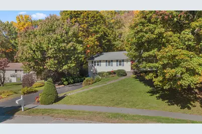 43 Old Brook Rd, Shrewsbury, MA 01545 - Photo 3