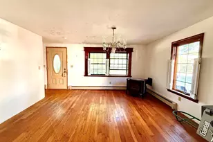 115 Farm St, Blackstone, MA 01504 - Photo 9