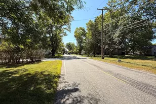 115 Farm St, Blackstone, MA 01504 - Photo 33