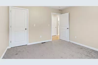 167 Dorset St, Springfield, MA 01108 - Photo 37