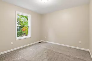 167 Dorset St, Springfield, MA 01108 - Photo 27
