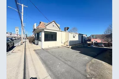101 Loring Avenue, Salem, MA 01970 - Photo 11