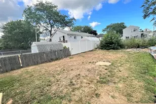 46 Sammett St, Malden, MA 02148 - Photo 19