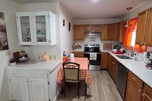 56 Washington St, Taunton, MA 02780 - Photo 5