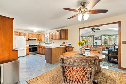25 Granite Cir, Millville, MA 01529 - Photo 9