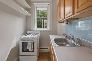 1840 Commonwealth Ave, Boston, MA 02135 - Photo 9