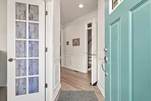 72 Shannon Way, Upton, MA 01568 - Photo 5