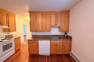 81 Winter St, Bellingham, MA 02019 - Photo 5
