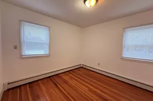 81 Winter St, Bellingham, MA 02019 - Photo 9