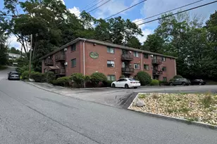 19 Maple St, Amesbury, MA 01913 - Photo 11