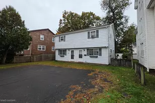 64 Howes, Springfield, MA 01118 - Photo 3
